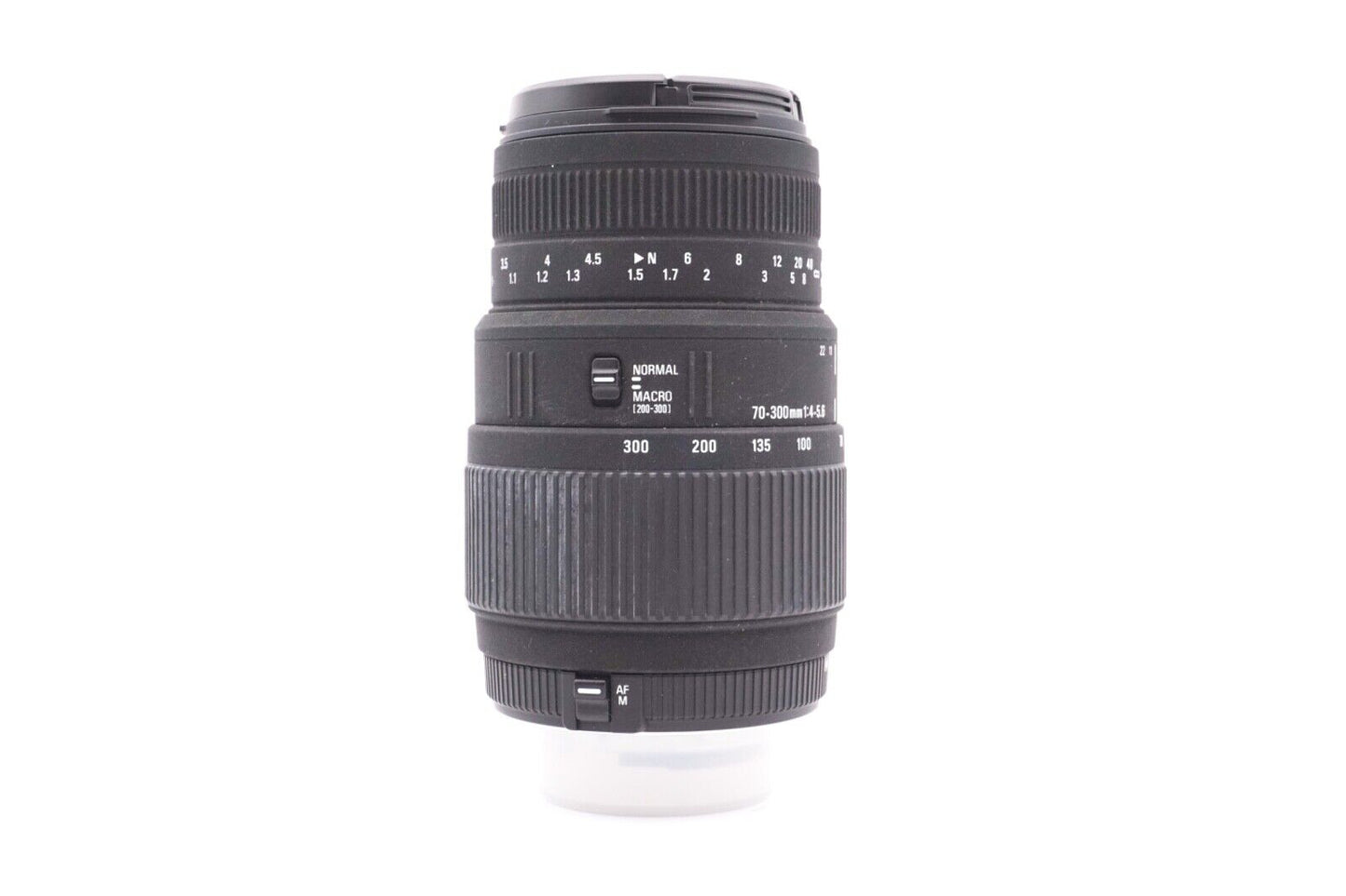 Nikon Sigma 70-300mm f4-5.6 APO DG Tele Zoom Macro Objektiv Nikon F Lens