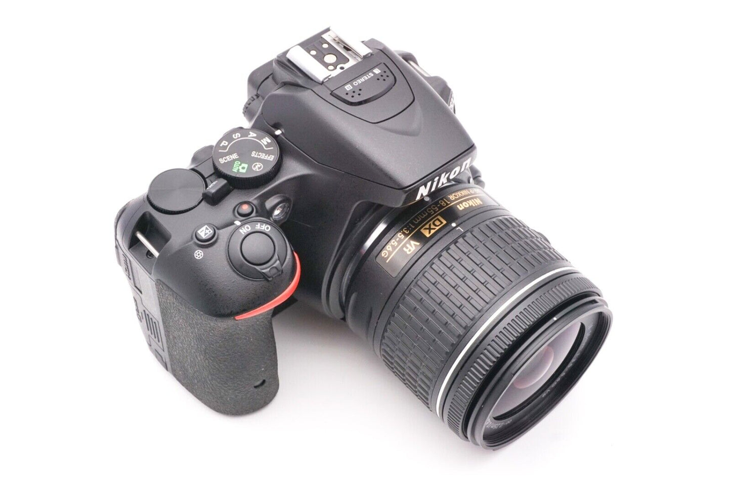 Nikon D5500 DSLR AF-P 18-55mm G VR Spiegelreflexkamera Digital | Refurbished
