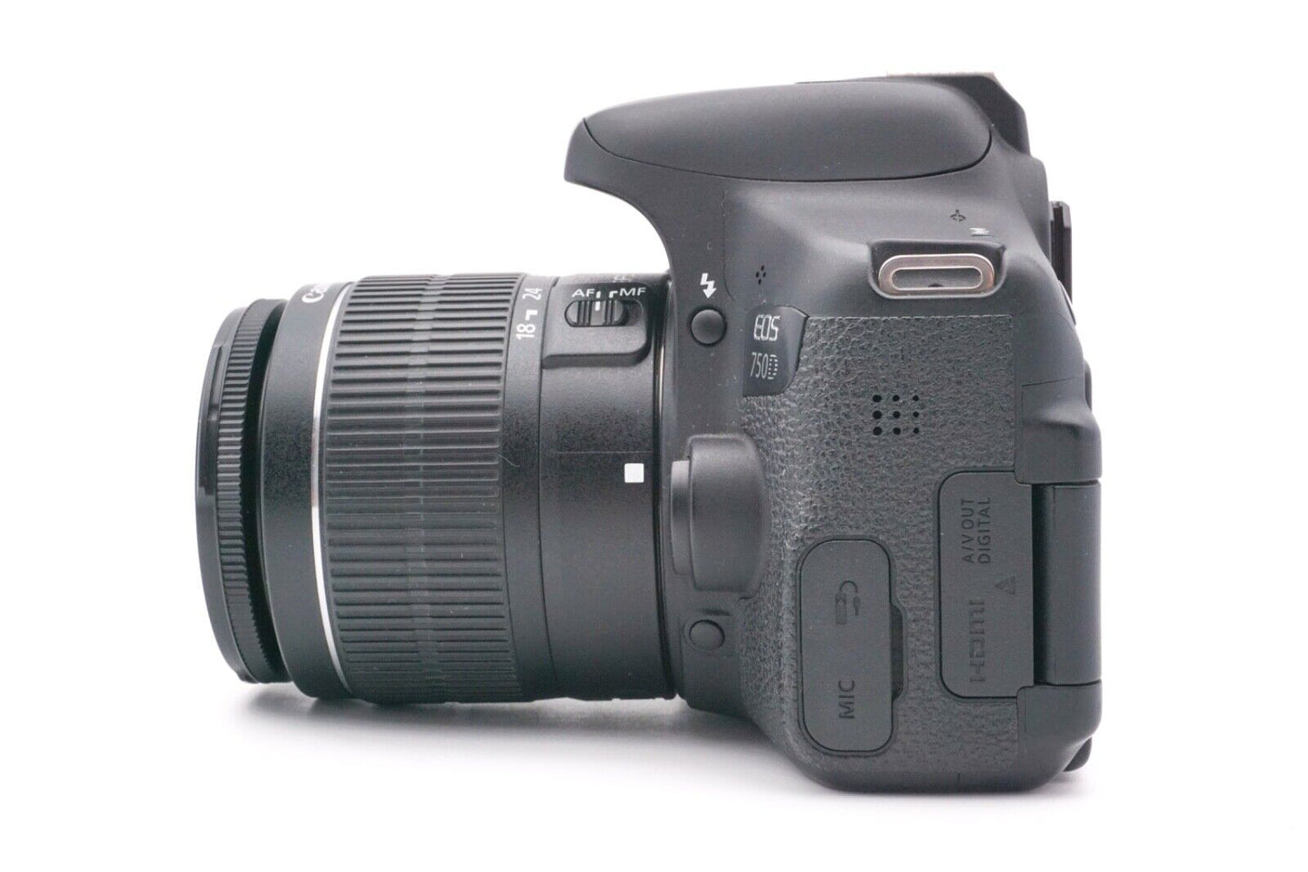 Canon EOS 750D Spiegelreflexkamera DSLR EF-S 18-55mm III Objektiv | Refurbished