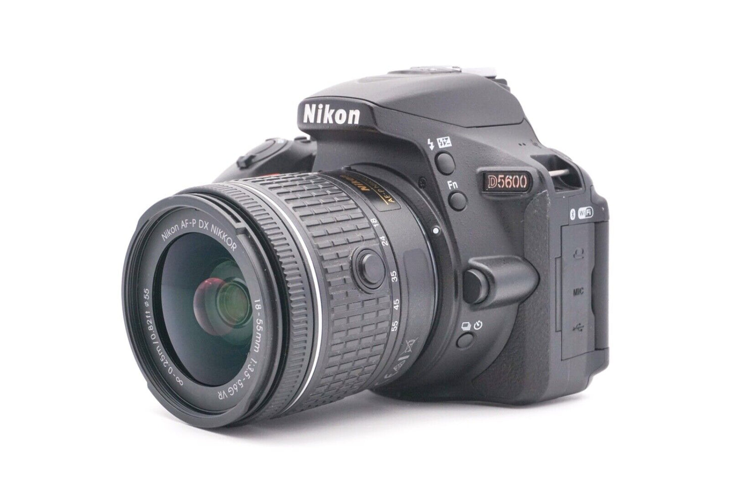 Nikon D5600 DSLR AF-P 18-55mm G VR Spiegelreflexkamera Digital | Refurbished