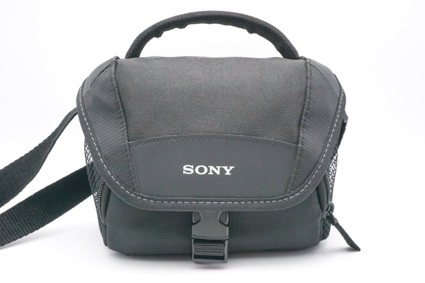Sony LCS-U11 Alpha Kameratasche für Kameras SLR DSLR SLM - 15x11x8cm
