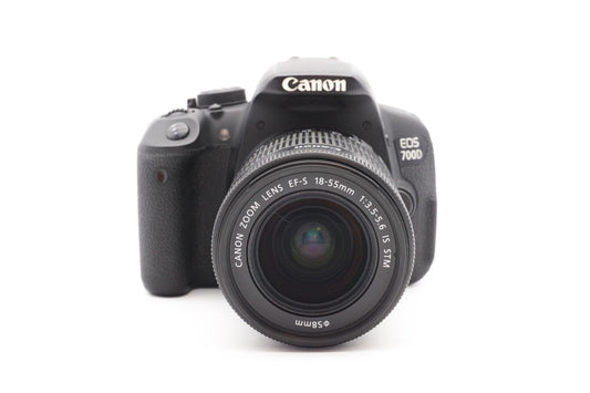 Canon EOS 700D Digitalkamera DSLR Kamera + EF-S 18-55mm IS STM Kit | Refurbished