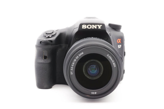 Sony Alpha A57 Digitalkamera Kamera + Sony A 18-55mm SAM Kit | Refurbished