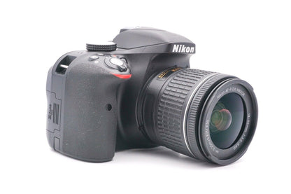 Nikon D3300 Spiegelreflexkamera DSLR AF-P 18-55mm G Objektiv | Refurbished