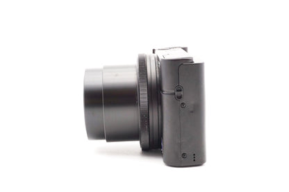 Sony DSC-RX100 Digitalkamera Kamera CyberShot Reisekamera Kompakt  - Refurbished