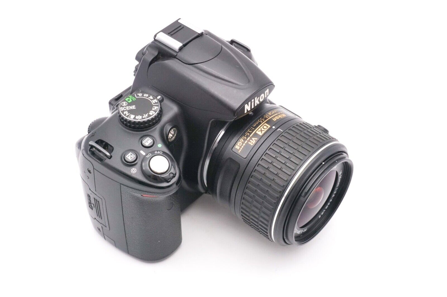 Nikon D5000 AF-S 18-55mm G II VR Objektiv Spiegelreflexkamera DSLR | Refurbished