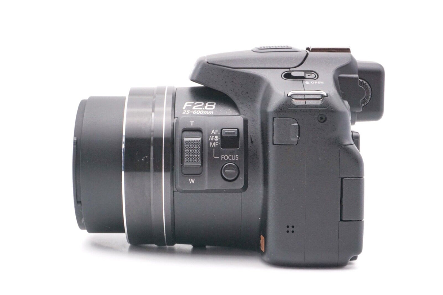 Panasonic Lumix DMC-FZ200 Digitalkamera Bridgekamera Superzoom | Refurbished