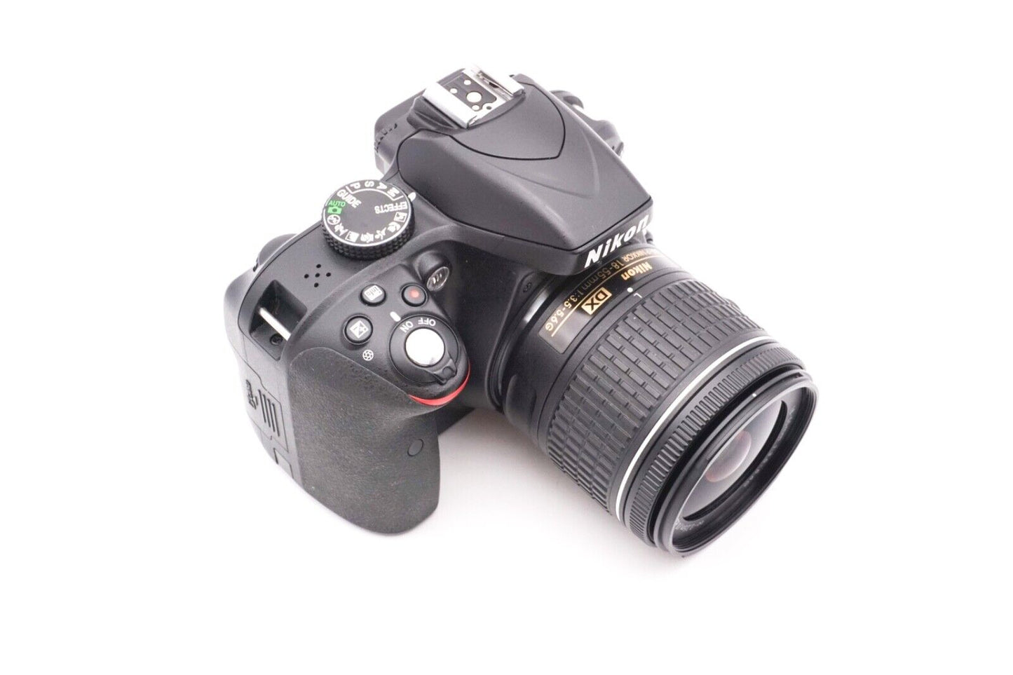 Nikon D3300 Spiegelreflexkamera DSLR AF-P 18-55mm G Objektiv | Refurbished