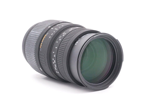 Nikon Sigma 70-300mm f4-5.6 APO DG Tele Zoom Macro Objektiv Nikon F Lens