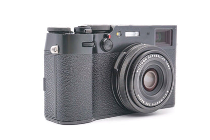 Fujifilm X100V Kompaktkamera Fuji Digitalkamera 15400 Auslösungen - Refurbished