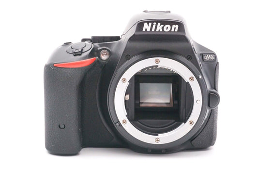 Nikon D5500 DSLR Body Nikon F Spiegelreflexkamera Digital | Refurbished