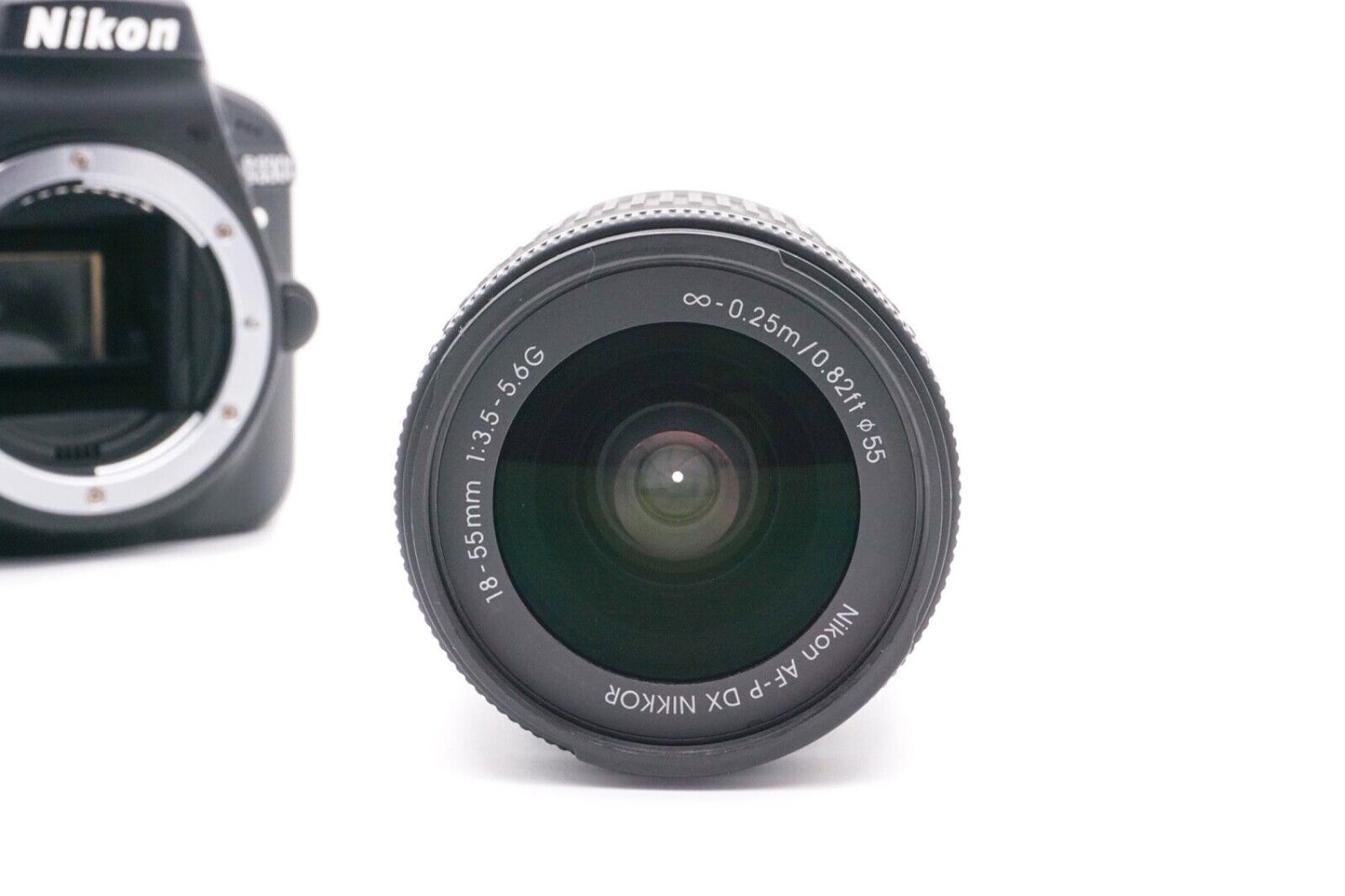 Nikon D3300 Spiegelreflexkamera DSLR AF-P 18-55mm G Objektiv | Refurbished