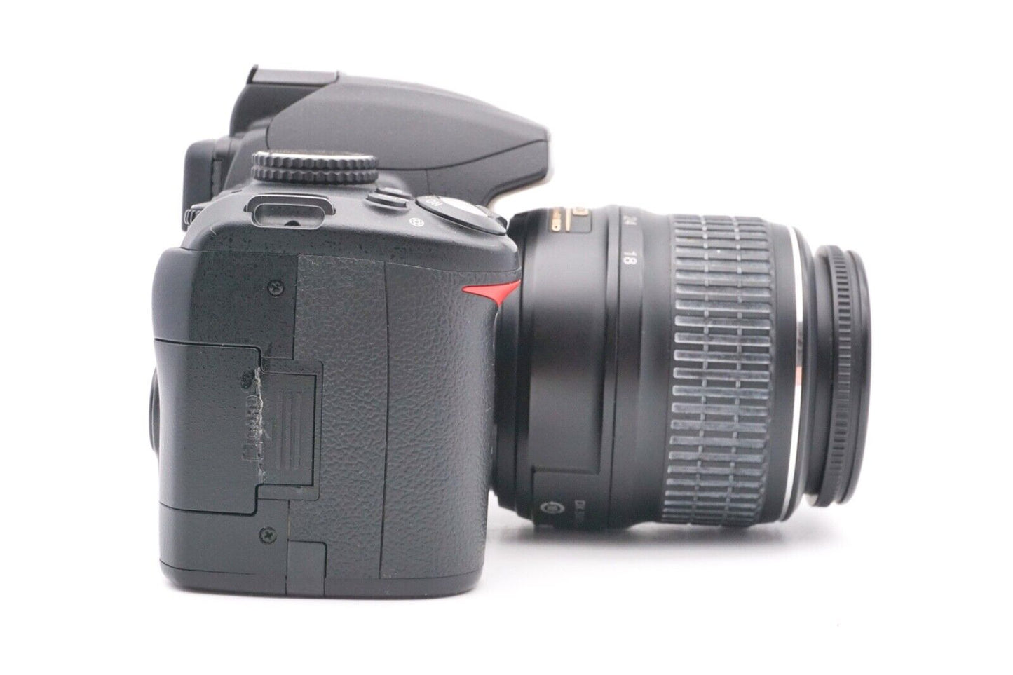 Nikon D3000 Spiegelreflexkamera DSLR AF-S DX 18-55mm G II Objektiv - Refurbished