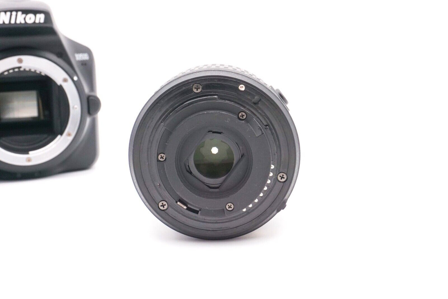 Nikon D3500 + AF-P 18-55mm DX G Spiegelreflexkamera DSLR Kamera | Refurbished