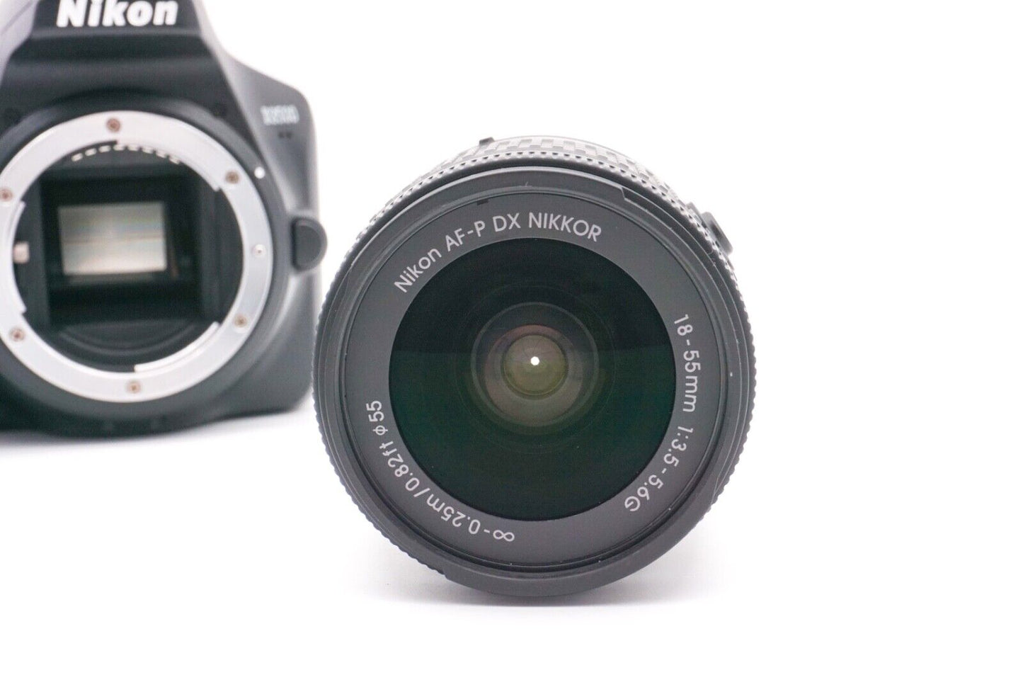 Nikon D3500 + AF-P 18-55mm DX G Spiegelreflexkamera DSLR Kamera | Refurbished