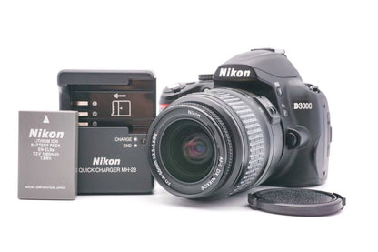 Nikon D3000 Spiegelreflexkamera DSLR AF-S DX 18-55mm G II Objektiv - Refurbished