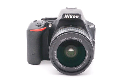 Nikon D5500 DSLR AF-P 18-55mm G VR Spiegelreflexkamera Digital | Refurbished