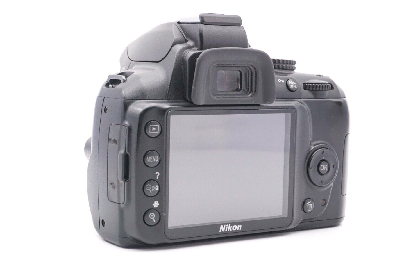 Nikon D3000 Body Spiegelreflexkamera Gehäuse Kamera Digital Körper - Refurbished