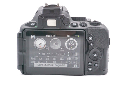 Nikon D5600 DSLR AF-P 18-55mm G VR Spiegelreflexkamera Digital | Refurbished