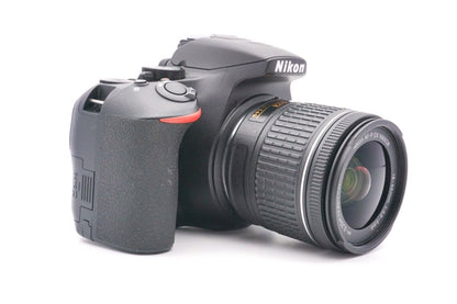 Nikon D3500 + AF-P 18-55mm DX G Spiegelreflexkamera DSLR Kamera | Refurbished