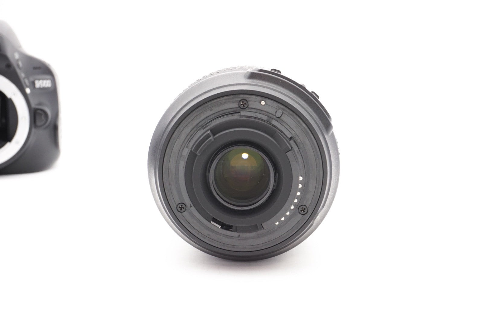 Nikon D5100 Digitalkamera Kamera DSLR + AF-S 18-105mm Objektiv – Refurbished