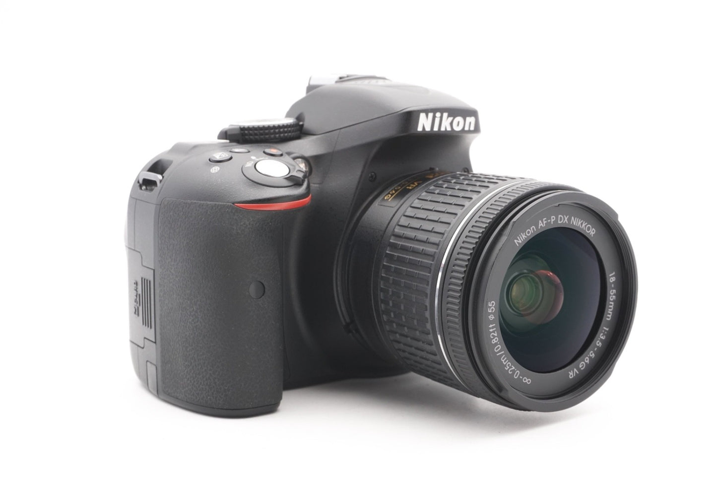 Nikon D5300 Digitalkamera Spiegelreflex Kamera + AF-P 18-55mm G VR – Refurbished