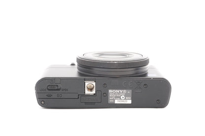 Sony DSC-RX100 Digitalkamera Kamera Kompaktkamera CyberShot Zoom  - Refurbished