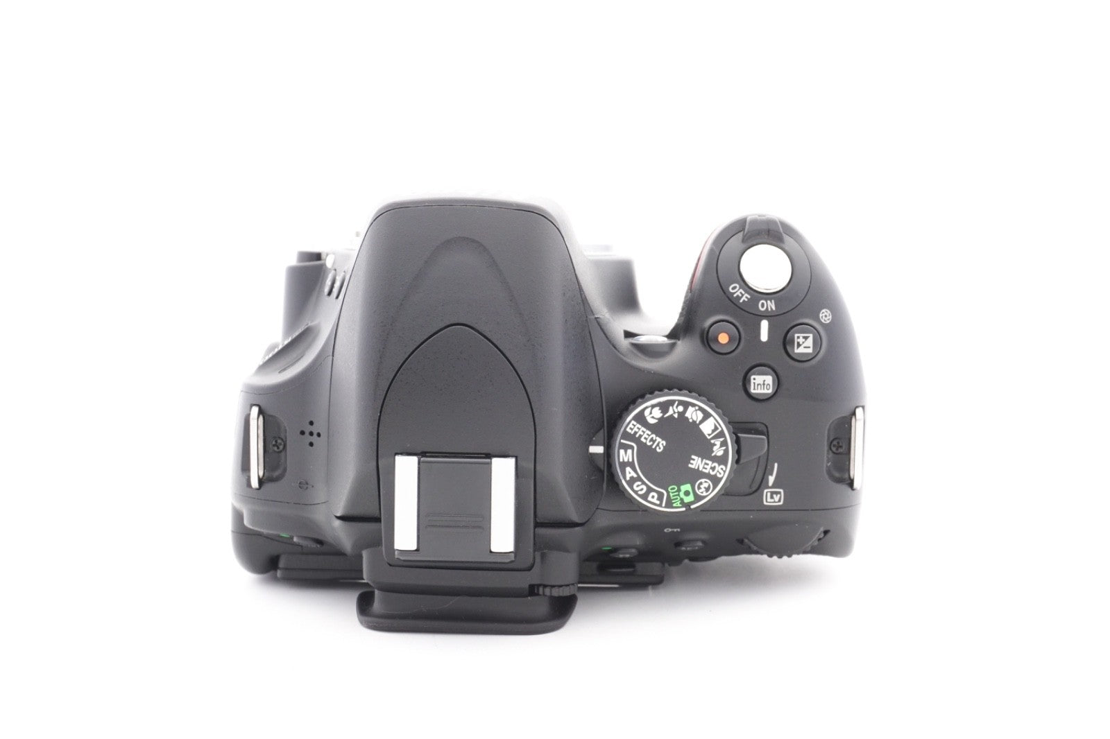Nikon D5100 Digitalkamera + AF-S 18-55mm G VR Spiegelreflex Kamera – Refurbished