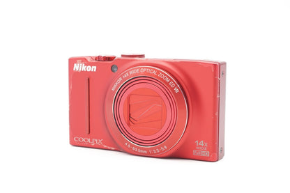 Nikon Coolpix S8200 Digitalkamera Kamera Kompakt Reisekamera - Refurbished
