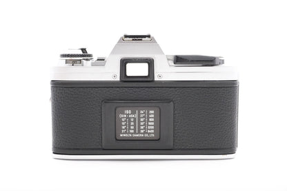 Minolta X-300 Kamera + 50mm Objektiv analoge Spiegelreflexkamera SLR - Gewartet