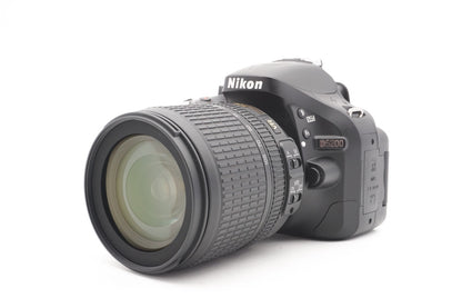 Nikon D5200 Digitalkamera + AF-S 18-105mm G VR Spiegelreflex Kamera Refurbished