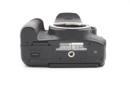 Canon EOS 750D Digitalkamera + EF-S 18-55mm IS STM Kamera DSLR Kit | Refurbished