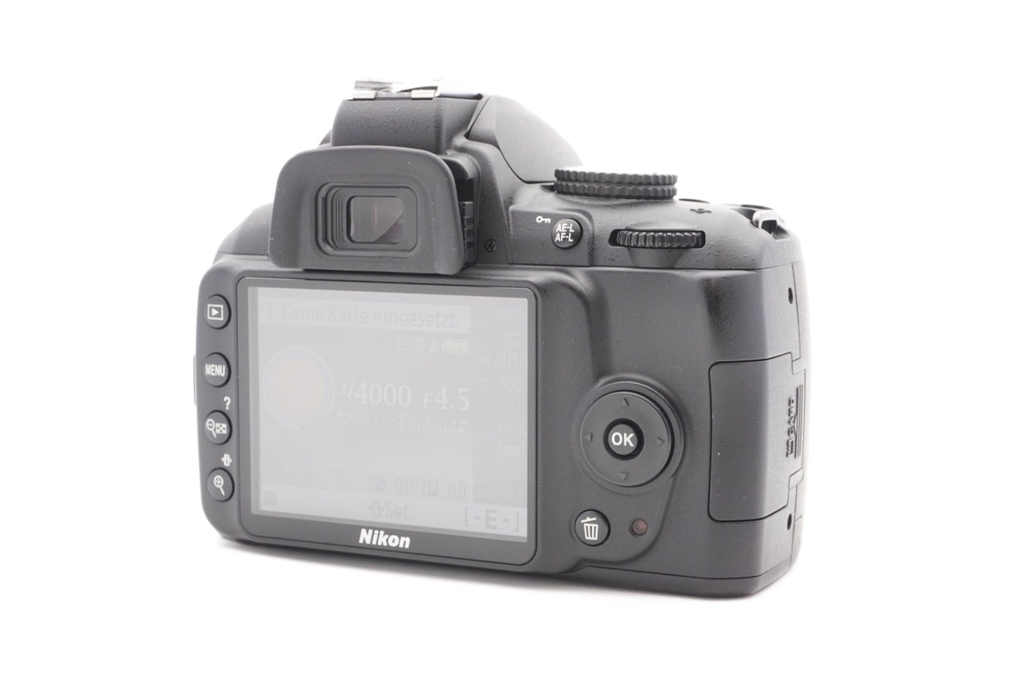 Nikon D3000 Digitalkamera Spiegelreflex Kamera + AF-S 18-55mm G II – Refurbished
