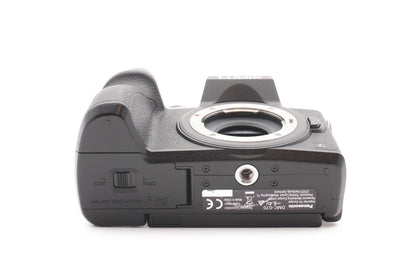 Panasonic Lumix G70 Systemkamera Digitalkamera Kamera Body – Refurbished