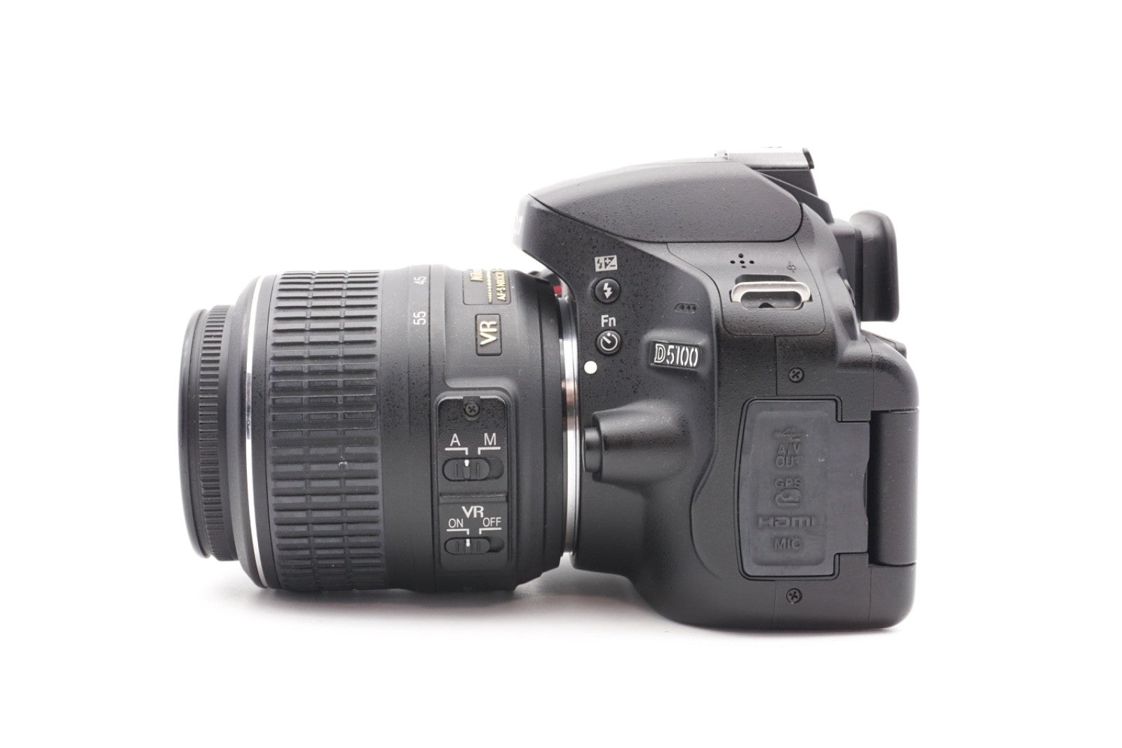 Nikon D5100 Digitalkamera + AF-S 18-55mm G VR Spiegelreflex Kamera – Refurbished