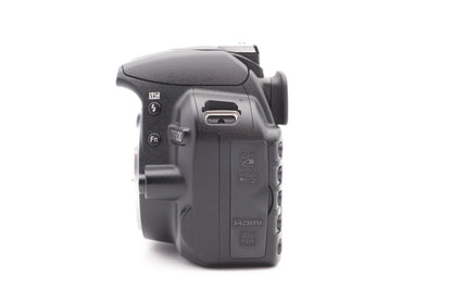 Nikon D3100 Digitalkamera Body DSLR Spiegelreflex Kamera | Refurbished
