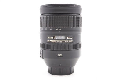 Nikon AF-S 28-300mm F3.5-5.6 G ED VR Tele Zoomobjektiv für Nikon F – Refurbished