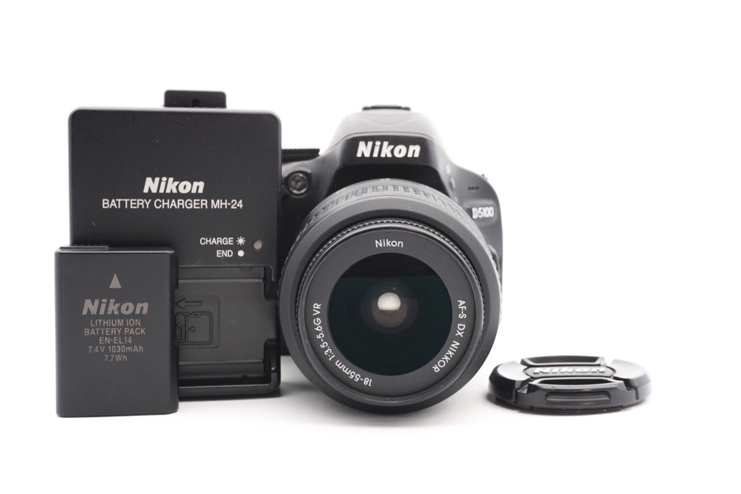 Nikon D5100 Digitalkamera + AF-S 18-55mm G VR Spiegelreflex Kamera – Refurbished