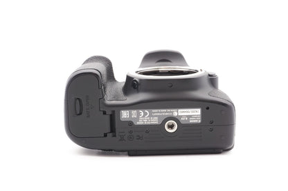 Canon EOS 70D Digitalkamera DSLR Body Spiegelreflex Kamera – Refurbished