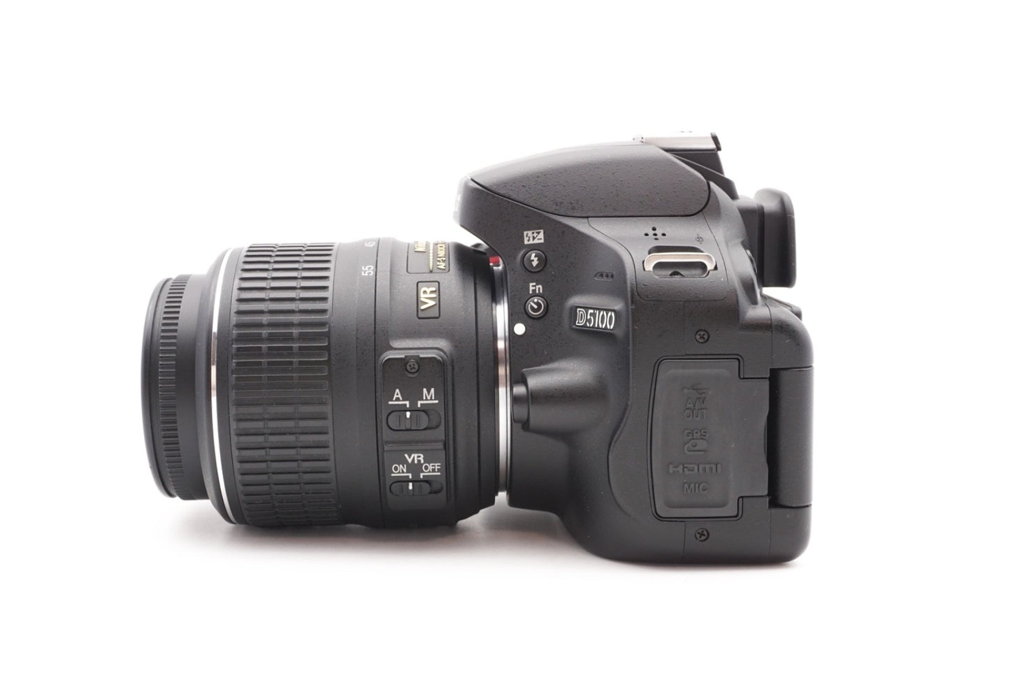 Nikon D5100 Digitalkamera + AF-S 18-55mm G VR Spiegelreflex Kamera – Refurbished
