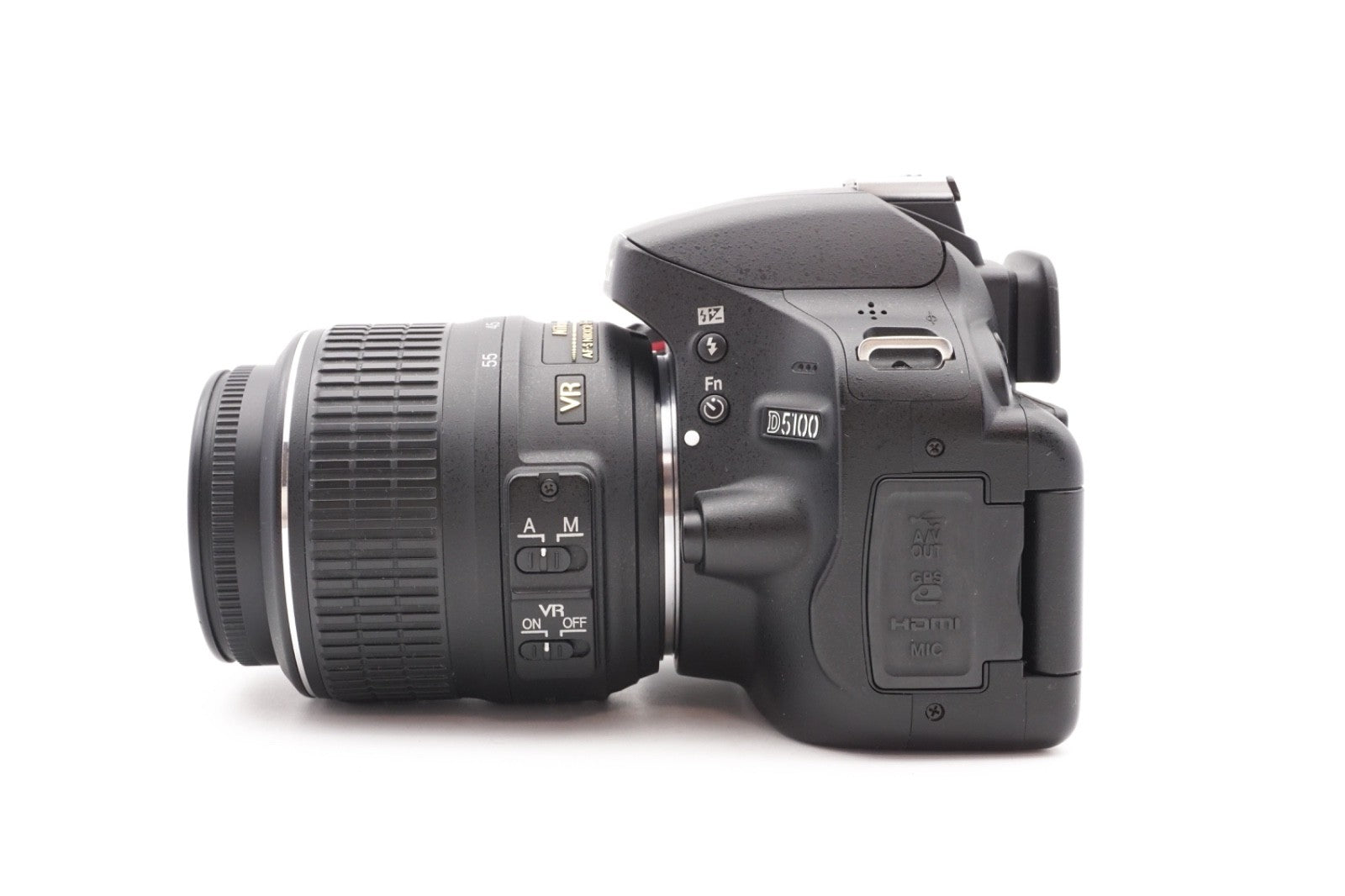 Nikon D5100 Digitalkamera + AF-S 18-55mm G VR Spiegelreflex Kamera – Refurbished