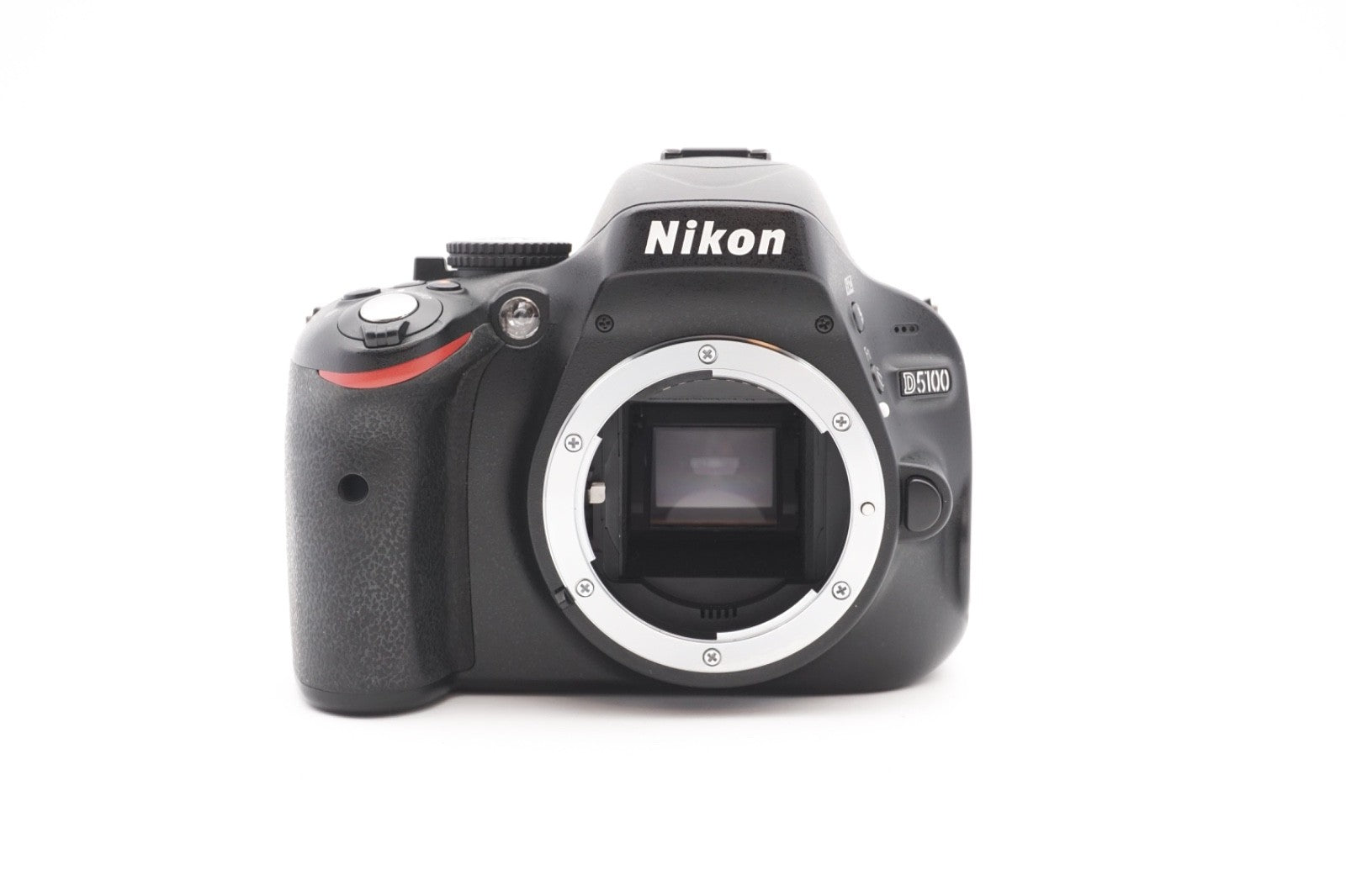 Nikon D5100 Digitalkamera Kamera DSLR + AF-S 18-55mm G VR Objektiv – Refurbished