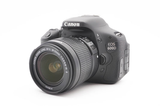 Canon EOS 600D Digitalkamera Kamera + EF-S 18-55mm IS II Objektiv | Refurbished