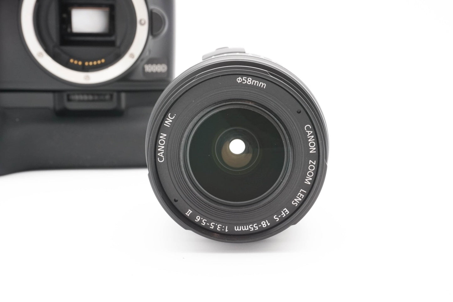 Canon EOS 1000D Digitalkamera + EF-S 18-55mm Kamera Spiegelreflex - Refurbished