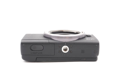 Canon EOS M100 Systemkamera Digitalkamera Kamera Kit 15-45mm Lens – Refurbished