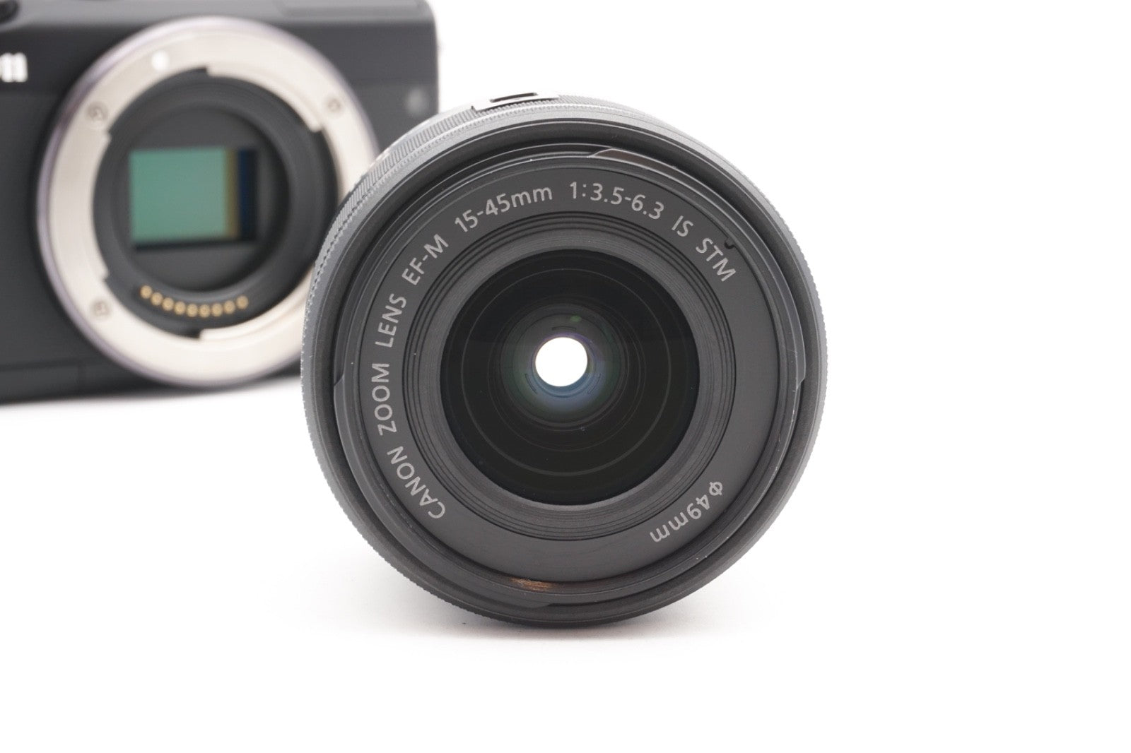 Canon EOS M100 Systemkamera Digitalkamera Kamera Kit 15-45mm Lens – Refurbished