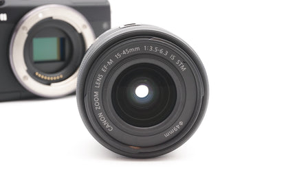 Canon EOS M100 Systemkamera Digitalkamera Kamera Kit 15-45mm Lens – Refurbished