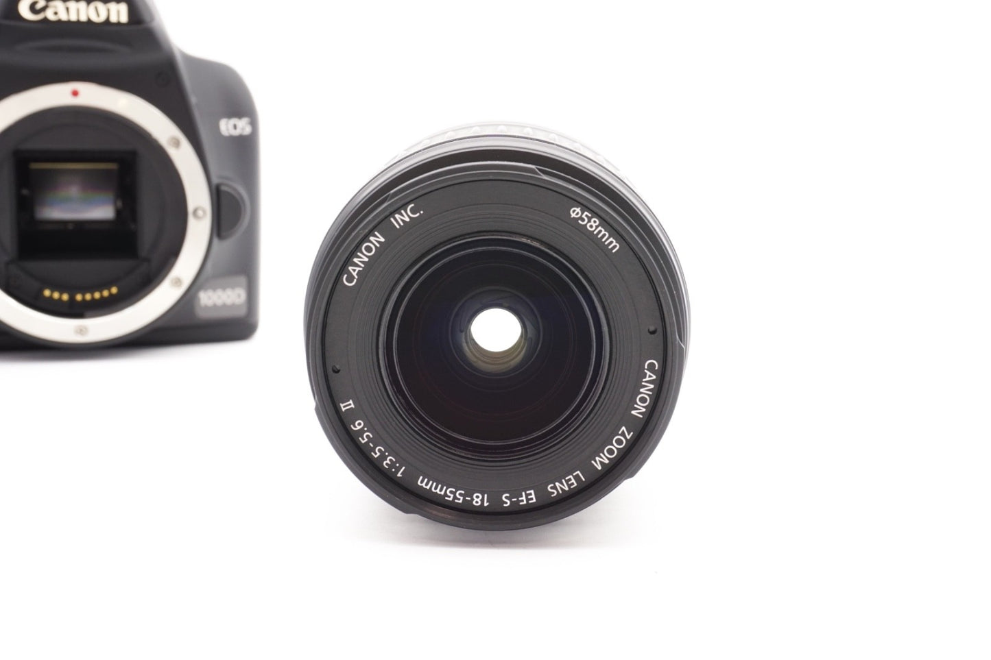 Canon EOS 1000D Digitalkamera Spiegelreflex Kamera + EF-S 18-55mm II Refurbished