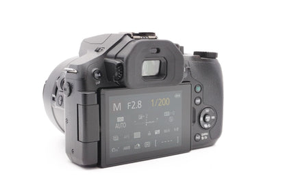 Panasonic Lumix DMC-FZ300 Digitalkamera Bridgekamera Superzoom | Refurbished