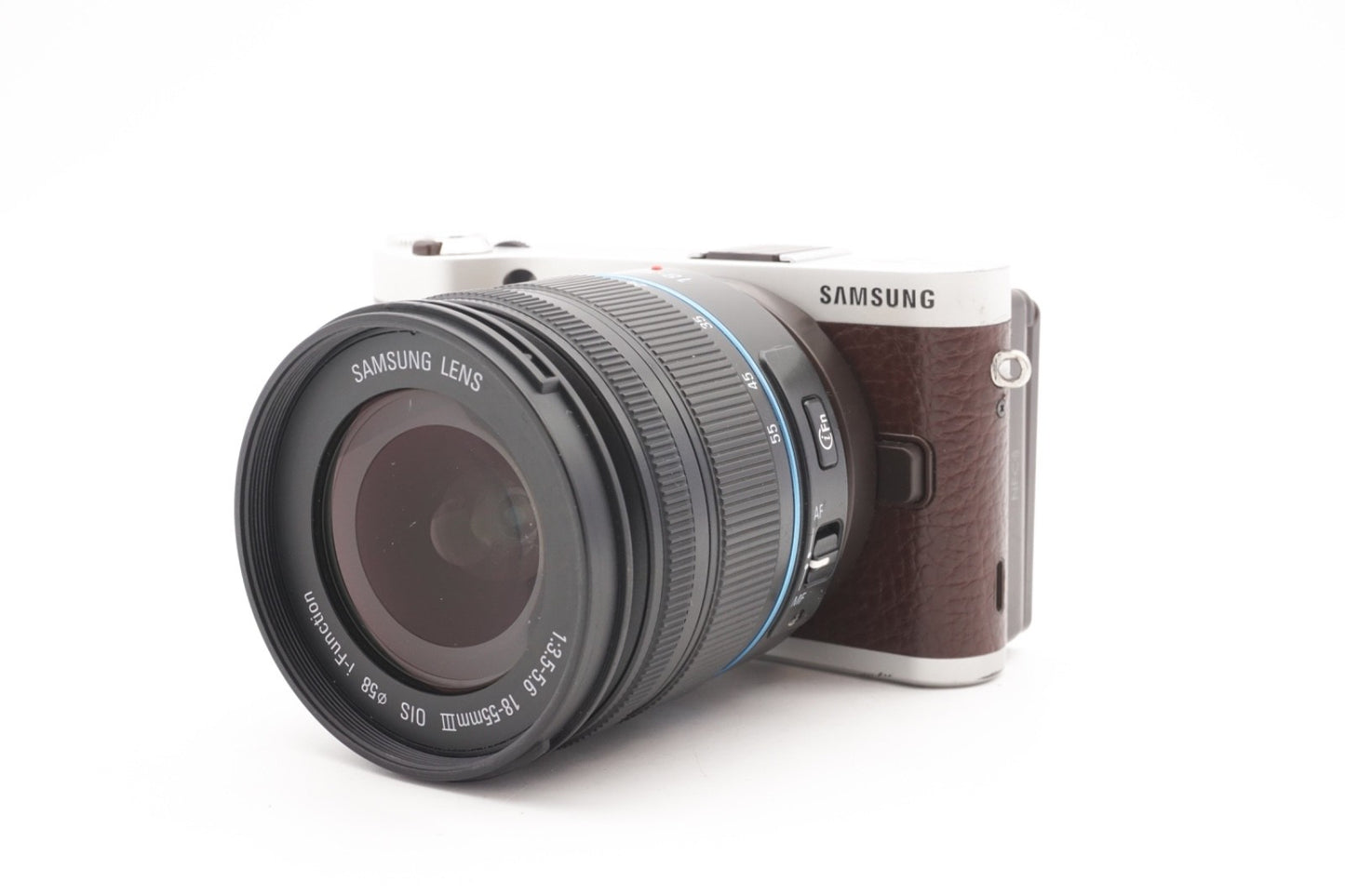 Samsung NX300 Digitalkamera + 18-55mm Kit Kamera Systemkamera DSLM | Refurbished